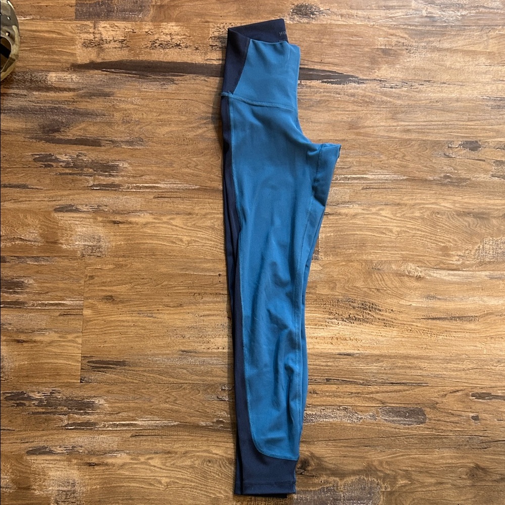 Nike Leggings with Ribbed Detail